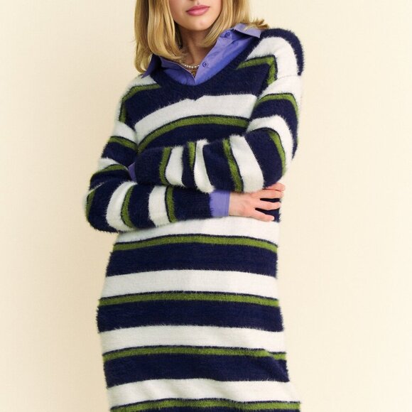 DAVI & DANI TEXTURED VEGAN ANGORA COLORBLOCK STRIPED V-NECK SWEATER TUNIC DRESS - Picture 8 of 10
